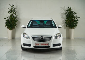 Opel Insignia Вид 2