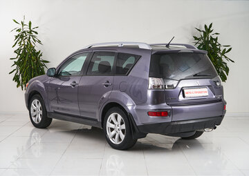Mitsubishi Outlander Вид 4