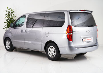 Hyundai Grand Starex Вид 4