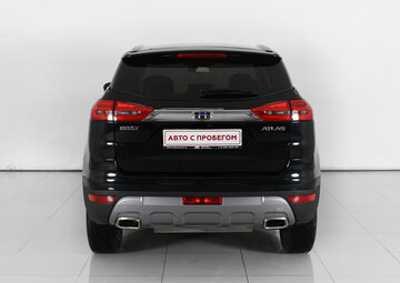 Geely Atlas Вид 4